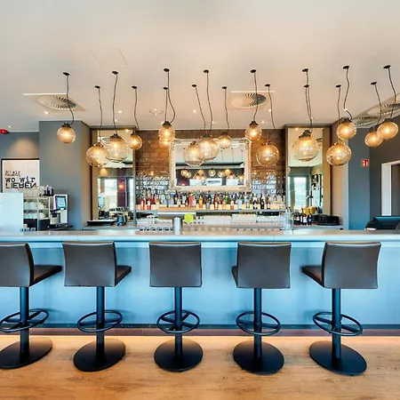Hotel Premier Prager Strasse 3*