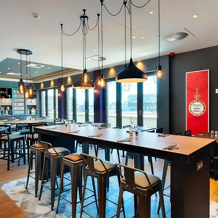 Premier Prager Strasse 3*