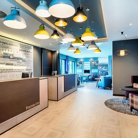 Premier Prager Strasse 3*